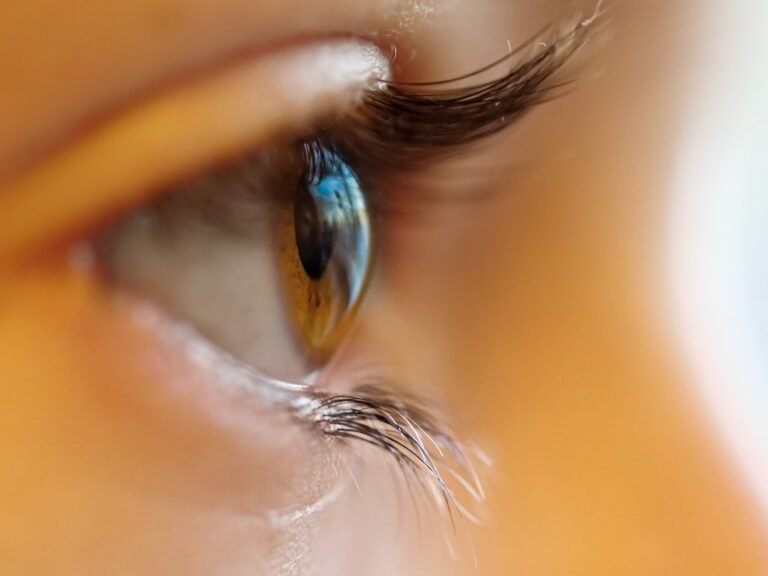 Cara Memilih Softlens yang Tepat untuk Mata Anda: Tips yang Harus Kamu Tahu!